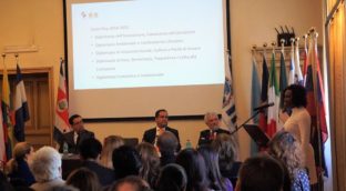 CostaRica_vicepresidente_Campbell3