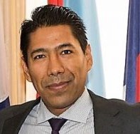 El Embajador de Bolivia Carlos Aparicio Vedia elegido nuevo Vice