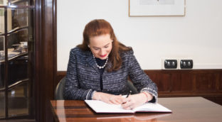 Visita all’IILA della Ministra degli Esteri e della Mobilità Umana dell’Ecuador, María Fernanda Espinosa Garcés. 15 dicembre 2017