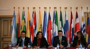 Conferencia: El Salvador